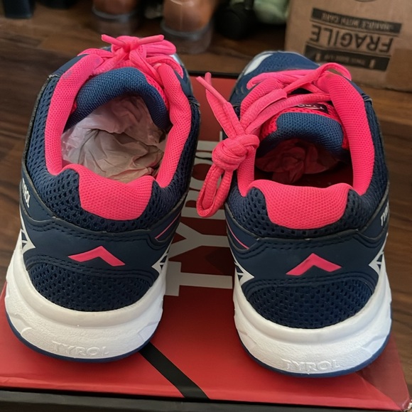 New Tyrol Women's Volley V Pickleball Shoe Navy/Pink - Picture 13 of 16